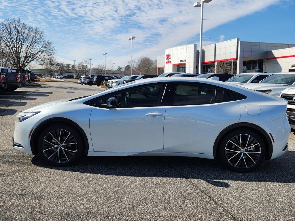 new 2024 Toyota Prius car, priced at $34,980