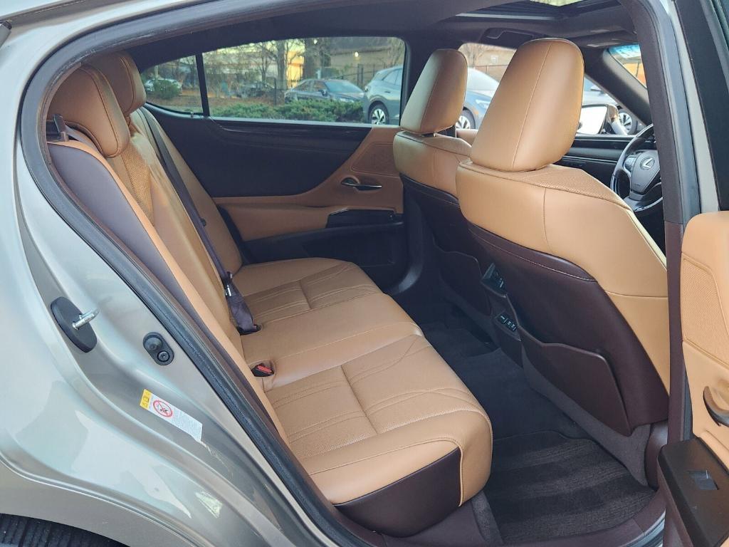 used 2019 Lexus ES 350 car, priced at $28,299