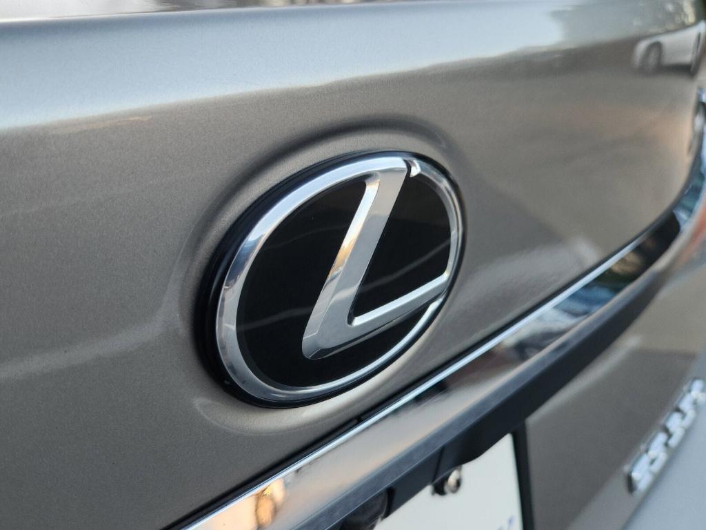 used 2019 Lexus ES 350 car, priced at $28,299