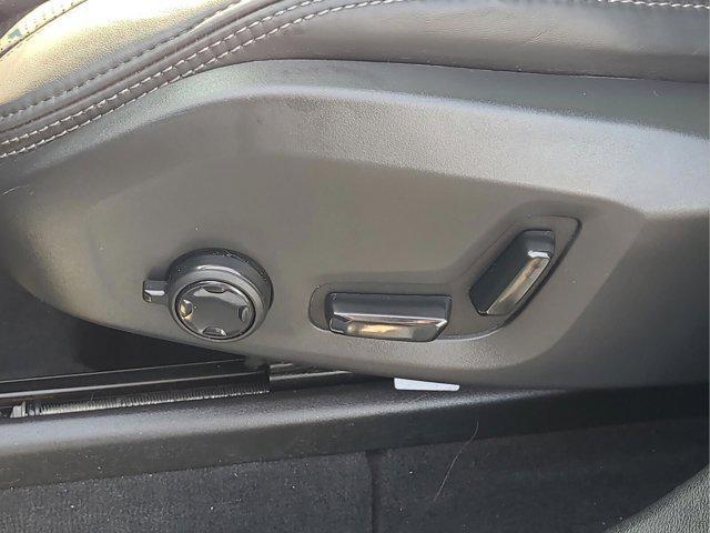 used 2021 Volvo XC60 car, priced at $21,895