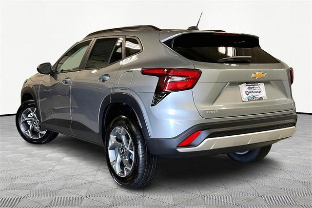 new 2025 Chevrolet Trax car, priced at $24,583