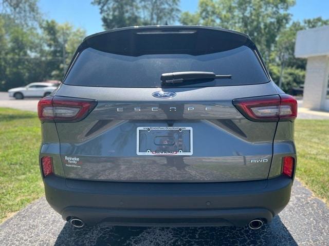 new 2025 Ford Escape car, priced at $33,400