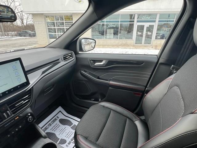 new 2025 Ford Escape car, priced at $33,400