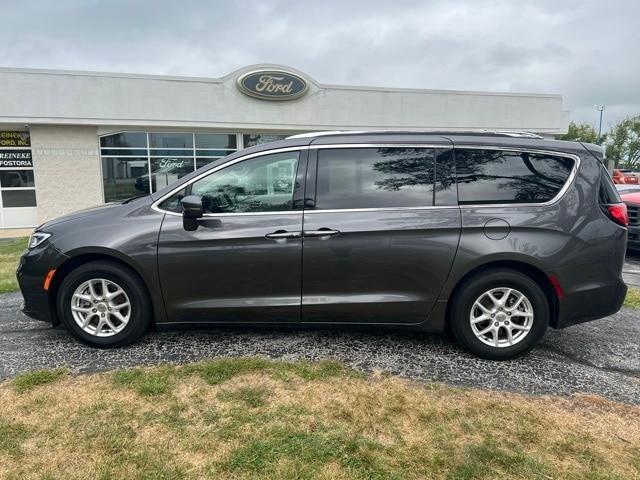 used 2021 Chrysler Pacifica car, priced at $26,915