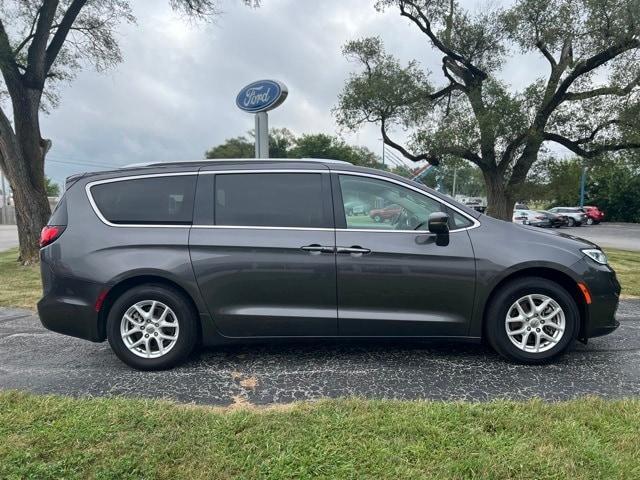 used 2021 Chrysler Pacifica car, priced at $26,915