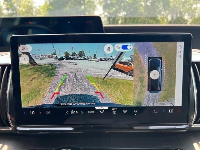new 2025 Ford Expedition car, priced at $91,400