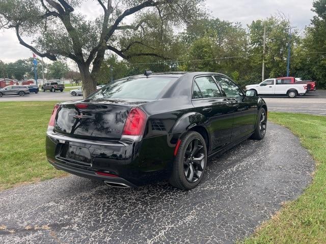 used 2022 Chrysler 300 car, priced at $24,946