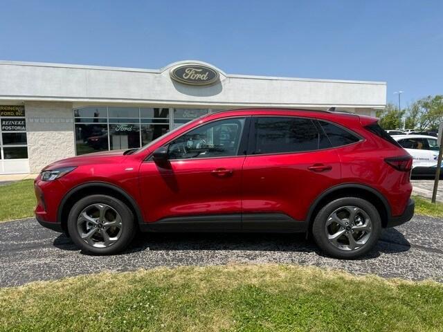 new 2025 Ford Escape car, priced at $30,569