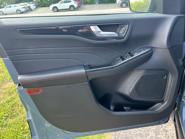 new 2025 Ford Escape car, priced at $31,480