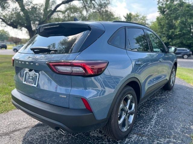 new 2025 Ford Escape car, priced at $31,480