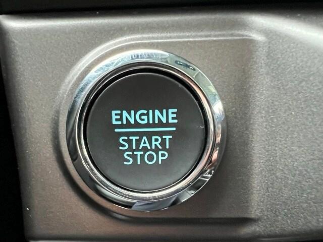 new 2025 Ford F-150 car, priced at $58,680