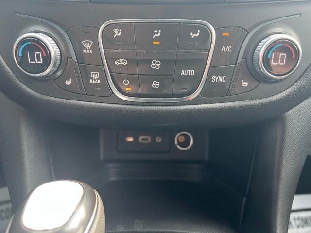 used 2021 Chevrolet Equinox car, priced at $19,250