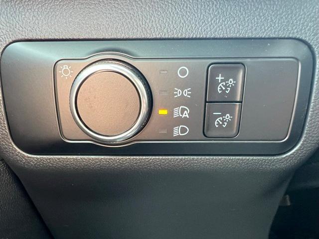 new 2025 Ford Escape car, priced at $31,018