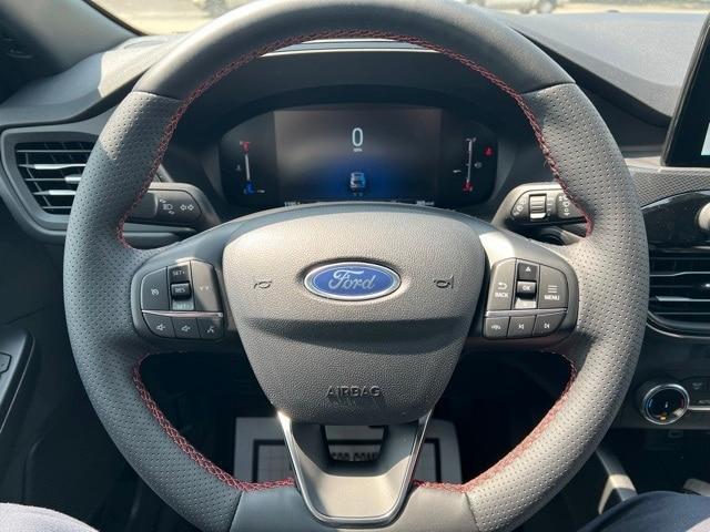 new 2025 Ford Escape car, priced at $31,018