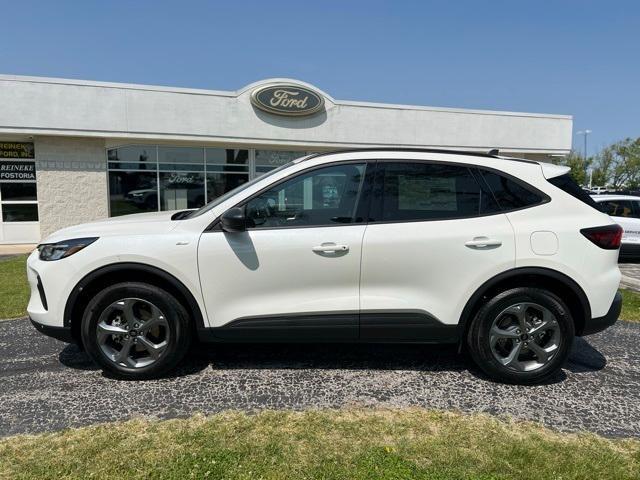 new 2025 Ford Escape car, priced at $31,018