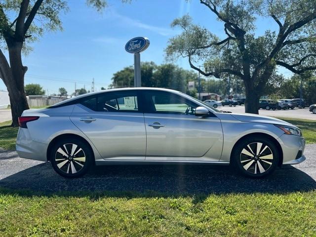 used 2022 Nissan Altima car, priced at $19,250