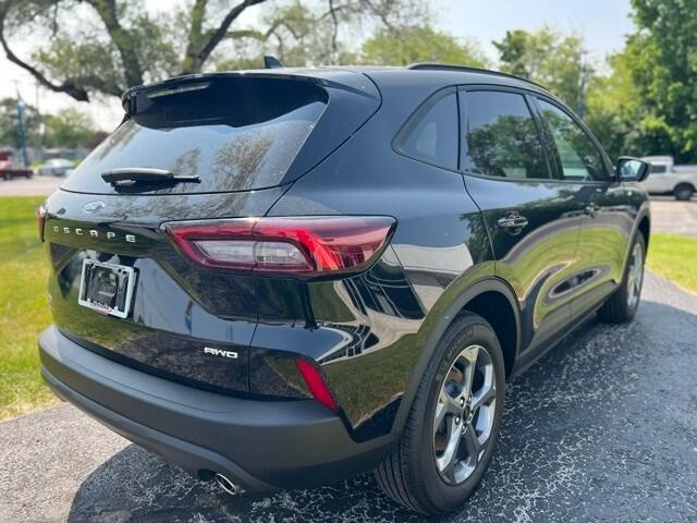 new 2025 Ford Escape car, priced at $30,125