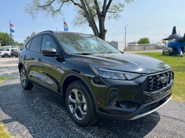 new 2025 Ford Escape car, priced at $30,125