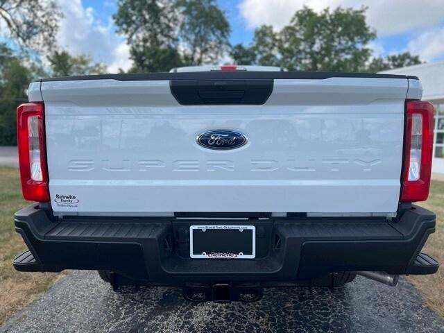 new 2025 Ford F-250 car, priced at $49,560