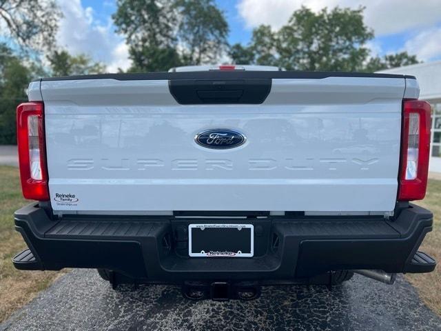 new 2025 Ford F-250 car, priced at $49,560