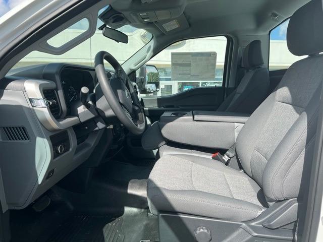 new 2025 Ford F-250 car, priced at $49,560