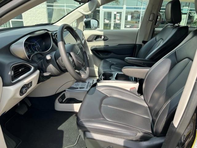 used 2023 Chrysler Pacifica car, priced at $26,285