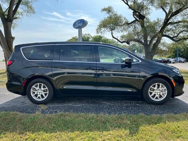 used 2023 Chrysler Pacifica car, priced at $26,285