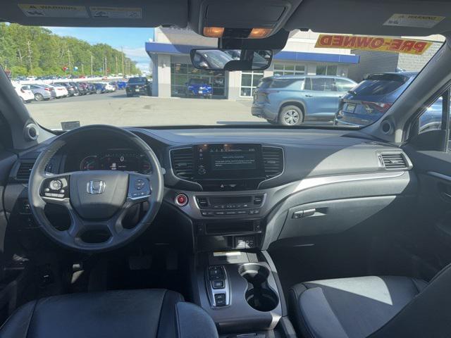 used 2022 Honda Pilot car, priced at $32,995
