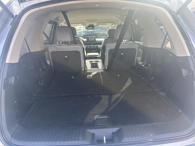 used 2023 Honda Pilot car, priced at $32,995