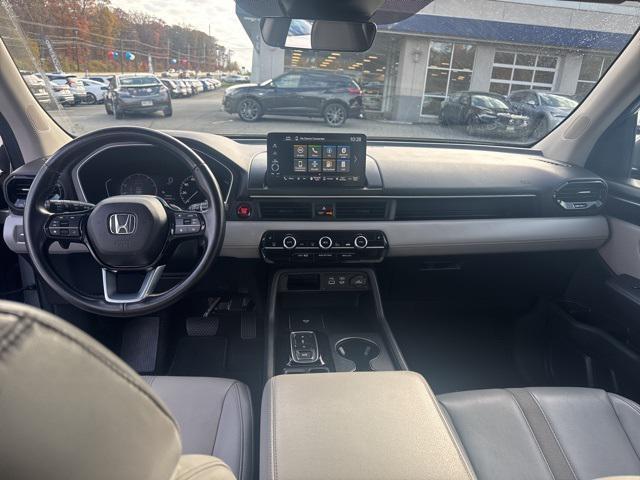 used 2023 Honda Pilot car, priced at $32,995