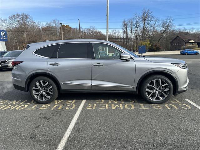 used 2022 Acura MDX car, priced at $38,509