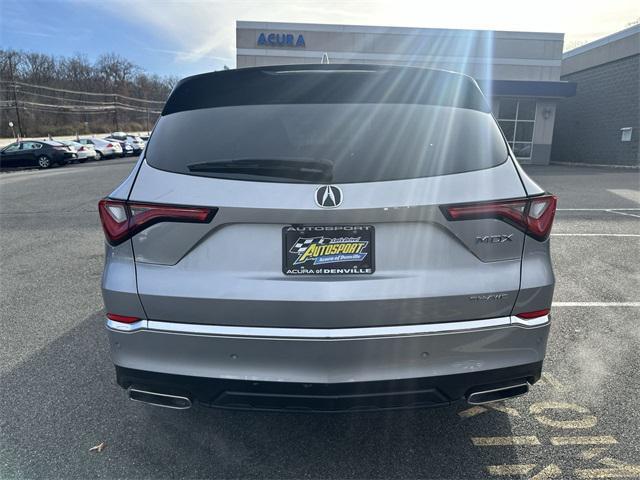 used 2022 Acura MDX car, priced at $38,509