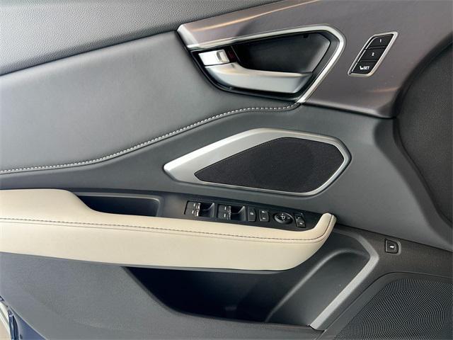 new 2025 Acura RDX car, priced at $44,700