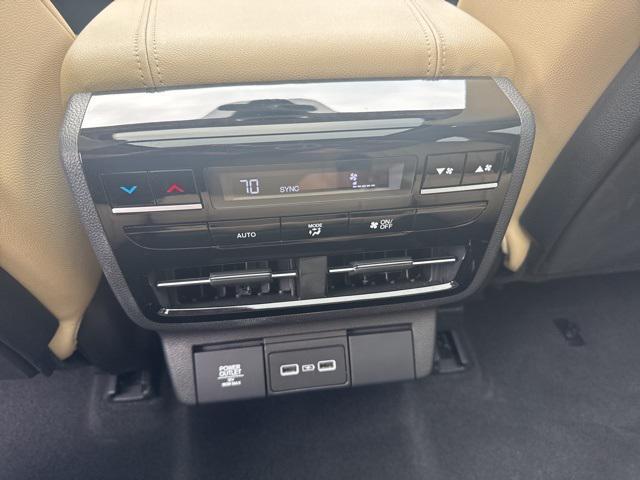 used 2023 Acura MDX car, priced at $36,995