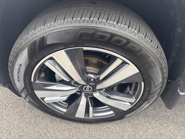 used 2021 Nissan Rogue car, priced at $19,995