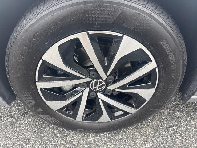 used 2023 Volkswagen Jetta car, priced at $17,995