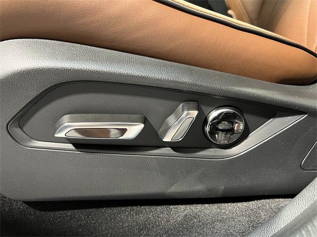 new 2025 Acura MDX car, priced at $66,900