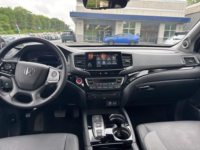 used 2022 Honda Pilot car, priced at $33,795