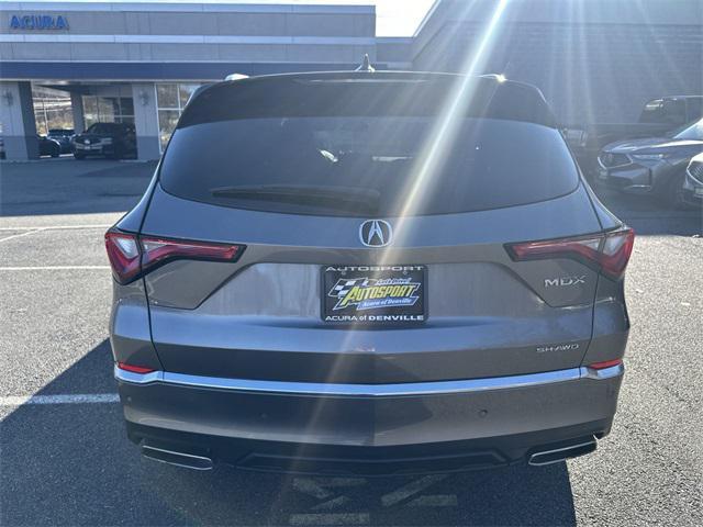 used 2022 Acura MDX car, priced at $41,301