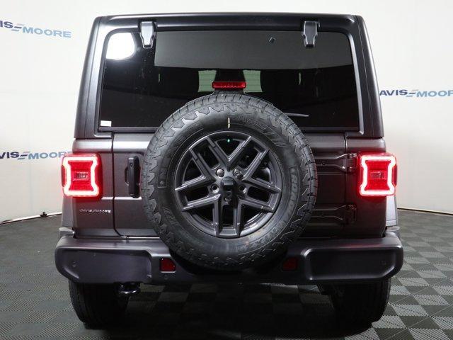 new 2025 Jeep Wrangler car, priced at $46,170
