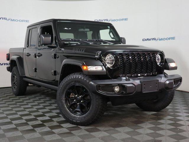 used 2022 Jeep Gladiator car, priced at $34,182