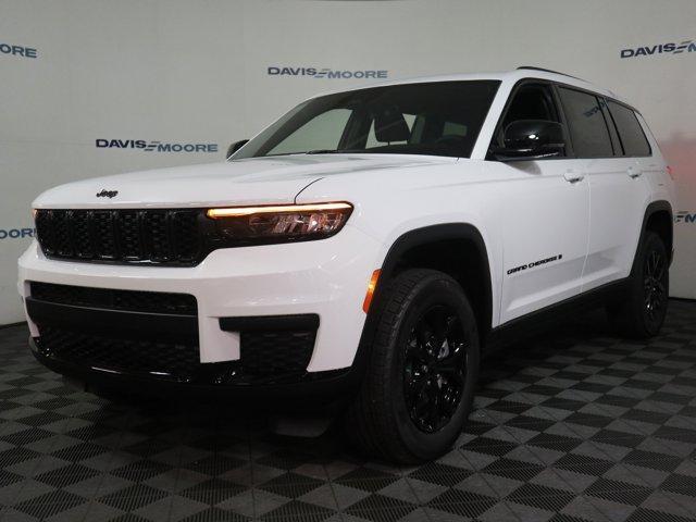 new 2025 Jeep Grand Cherokee L car, priced at $48,885