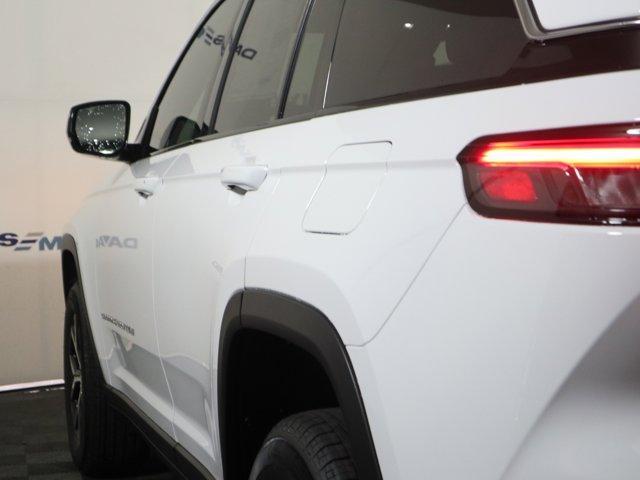 new 2025 Jeep Grand Cherokee car, priced at $44,900