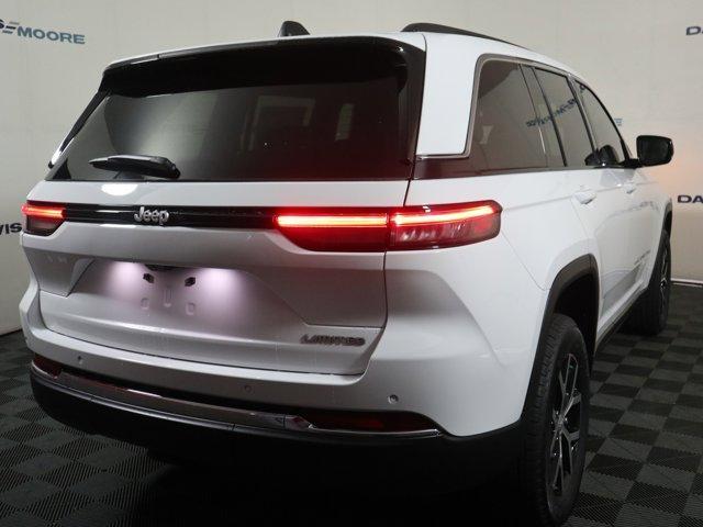 new 2025 Jeep Grand Cherokee car, priced at $44,900