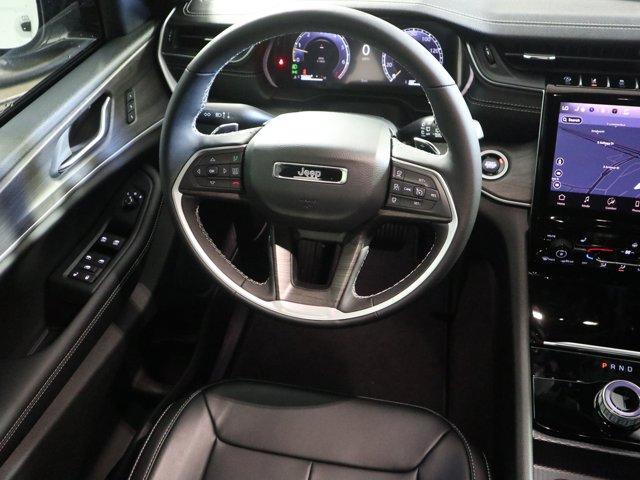 new 2025 Jeep Grand Cherokee car, priced at $44,900