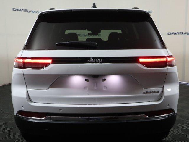 new 2025 Jeep Grand Cherokee car, priced at $44,900