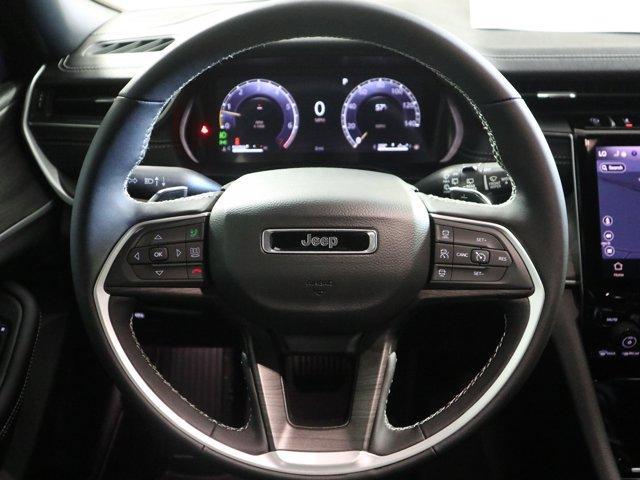 new 2025 Jeep Grand Cherokee car, priced at $44,900