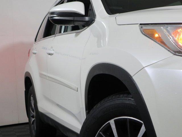 used 2019 Toyota Highlander car, priced at $27,361