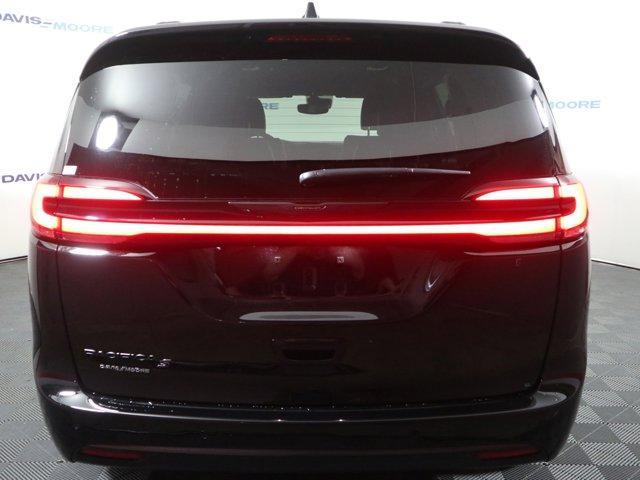 new 2024 Chrysler Pacifica car, priced at $46,940