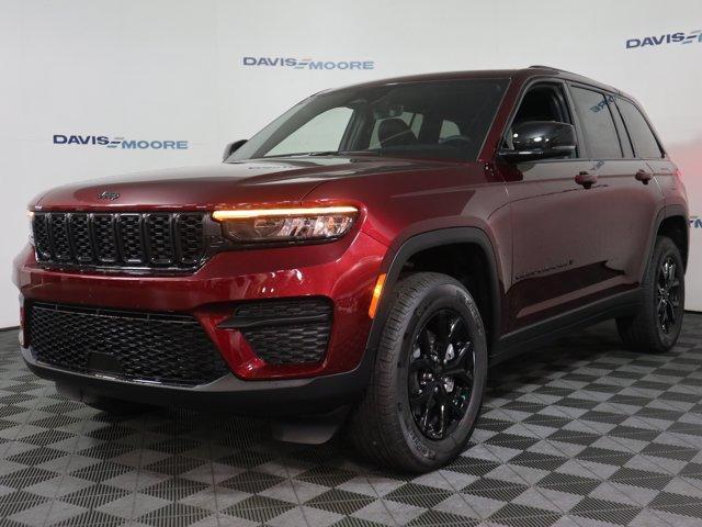 new 2025 Jeep Grand Cherokee car, priced at $47,725